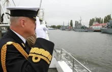 Polska Marynarka Wojenna wpływa do portu Muzeum