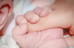 Katowice: Pacjentka po ciężkim udarze urodziła zdrową córkę