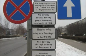 Polskie drogi, polskie znaki. 1 słup, a na nim 11 tabliczek