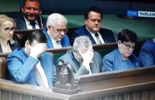 Wicepremier popłakała się ze śmiechu w Sejmie [wideo]