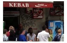Burda Rosjan w Warszawie! Zdemolowali kebaba i pobili Turków!