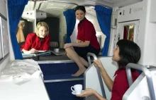 Jak wygląda kabina załogi w samolocie pasażerskim?