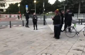 Feministki się przeliczyły. Tyle osób przyszło na protest pod Sejmem [wideo]