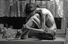 Związek z dziewczyną z anoreksją
