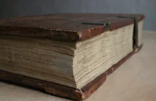 Lista książek z zarzutami 2016- nie dla Biblii i Greya w bibliotekach