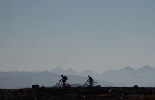 Od śniegów po pustynie - 7000 kilometrowa podróż rowerem HD