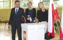 Andrzej Duda wycofuje się z obietnic! Nie będzie cofnięcia wieku emerytalnego