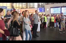 11/07/2014 - FlashMob Ave Verum Corpus - Warsaw Central Station