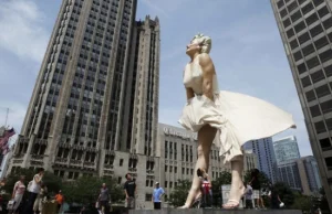 "Obrzydliwy i seksistowski" posąg Marilyn Monroe w Chicago