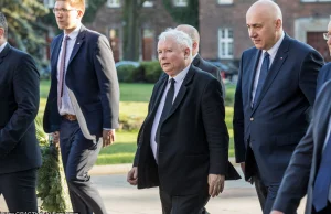 Elektryzująca wiadomość w szeregach PiS. Kaczyński chce ponoć zrezygnować