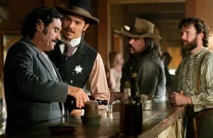 Kultowy serial HBO Deadwood ma szansę powrócić jako pełnometrażowy film