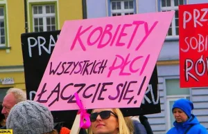 Polska w awangardzie równości? Różnica zarobków należy do najniższych w Europie.