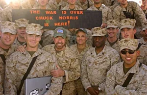 Chuck Norris - aktor, mistrz sztuk walki, nauczyciel, filantrop, weteran wojenny