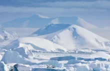 Rosja chce rozszerzyć swoje granice w Arktyce. Śle pismo do ONZ