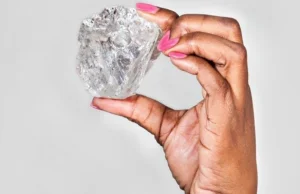 Wykopano 1111-karatowy diament - największy od 110 lat!