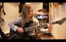 10 letnia dziewczynka gra Canon Rock na gitarze elektrycznej