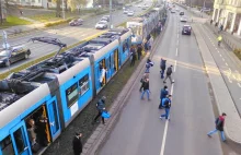 Awaria tramwaju na Legnickiej. Potężne utrudnienia na zachodzie miasta