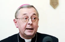 Arcybiskup ostrzega przed "uczeniem chłopców, że winni sprzątać"