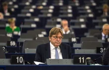 Verhofstadt: Kara dla TVN to powód, by przyspieszyć prace w sprawie Polski
