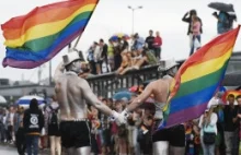 Robert Spitzer przyznaje się do błędu w sprawie leczenia z homoseksualizmu.