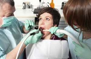 Tylko 12 z 32 zębów wyleczysz na NFZ. Leczenie zębów na NFZ prowadzi do ubytków