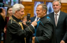 Węgry. Donald Tusk został doktorem honoris causa Uniwersytetu w Peczu.