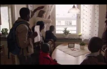 Uchodźcy uczą się jak obsługiwać "mieszkanie"