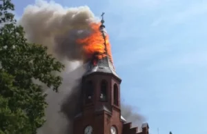 Płonie zabytkowy kościół w Lubuskiem